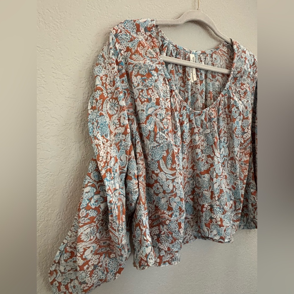 Anthropologie long-sleeve shirred blouse - Picture 5 of 9
